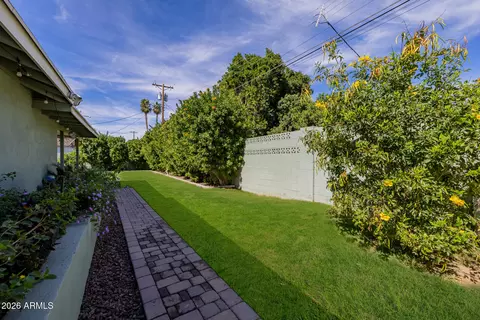 Exterior - 4942 E Whitton Ave, Phoenix, AZ 85018 photo 17 of 31