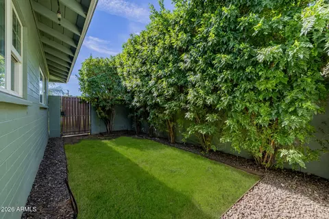 Exterior - 4942 E Whitton Ave, Phoenix, AZ 85018 photo 23 of 31