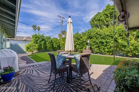 Exterior - 4942 E Whitton Ave, Phoenix, AZ 85018 photo 29 of 31