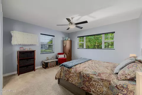 Bedroom - 4942 E Whitton Ave, Phoenix, AZ 85018 photo 5 of 7