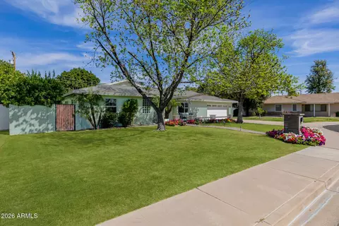 Exterior - 4942 E Whitton Ave, Phoenix, AZ 85018 photo 3 of 31