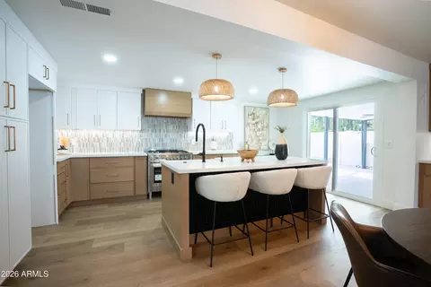 Kitchen - 2623 E Pierson St, Phoenix, AZ 85016 photo 2 of 3