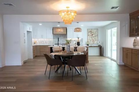 Dining - 2623 E Pierson St, Phoenix, AZ 85016 photo 1 of 1