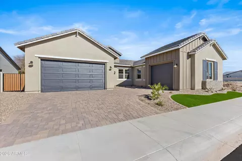7576 W Evans Dr, Peoria, AZ 85381
