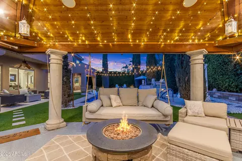 Exterior - 4611 E Desperado Rd, Gilbert, AZ 85297 photo 13 of 17