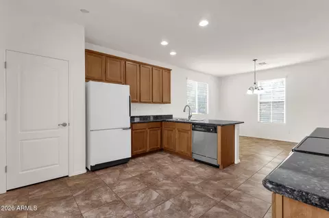 Kitchen - 4226 E Tulsa St, Gilbert, AZ 85295 photo 2 of 3