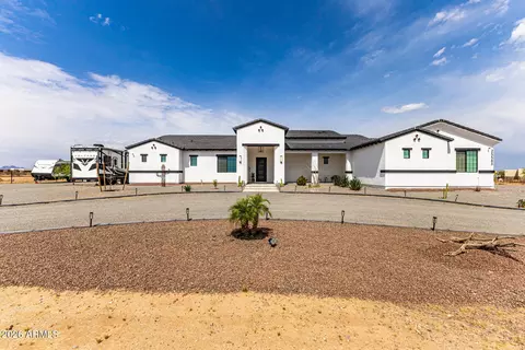 25583 W Madre Del Oro Dr, Wittmann, AZ 85361