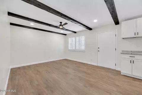 Living - 6735 N 16 Th St #4, Phoenix, AZ 85016 photo 1 of 2