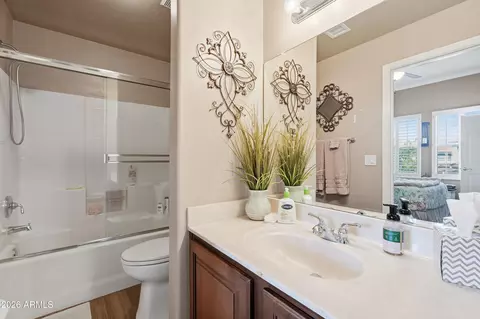 Bath - 5015 E Cheyenne Dr #41, Phoenix, AZ 85044 photo 2 of 4