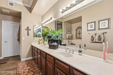 Bath - 5015 E Cheyenne Dr #41, Phoenix, AZ 85044 photo 3 of 4