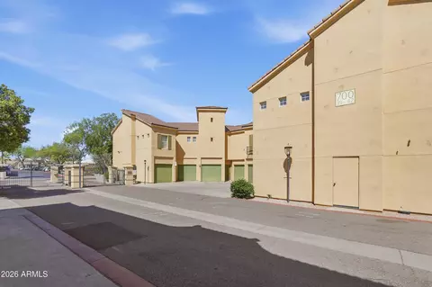 Exterior - 5015 E Cheyenne Dr #41, Phoenix, AZ 85044 photo 2 of 5