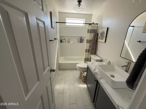 Bath - 8750 E Fairfield St, Mesa, AZ 85207 photo 1 of 7