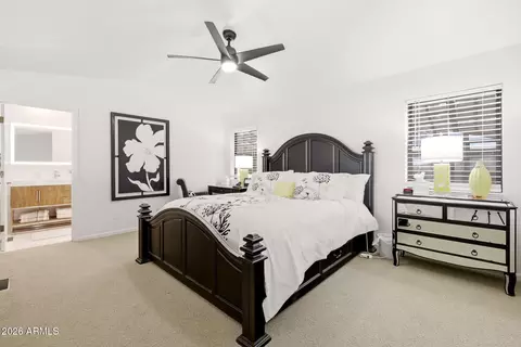 Bedroom - 5067 N Hilltop Dr, Pine, AZ 85544 photo 5 of 6