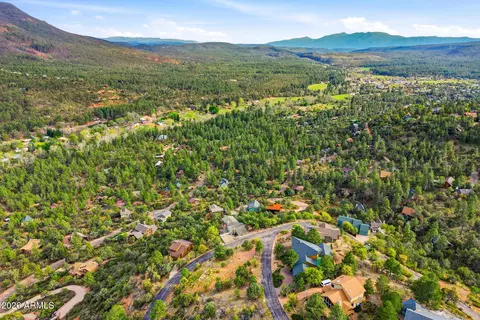 View/Area - 5067 N Hilltop Dr, Pine, AZ 85544 photo 4 of 7