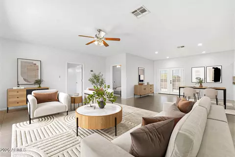 Living - 1651 S Prospectors Rd, Apache Junction, AZ 85119 photo 2 of 2