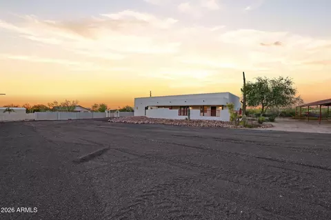 Exterior - 1651 S Prospectors Rd, Apache Junction, AZ 85119 photo 17 of 35