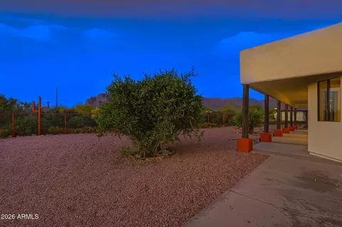 Exterior - 1651 S Prospectors Rd, Apache Junction, AZ 85119 photo 29 of 35