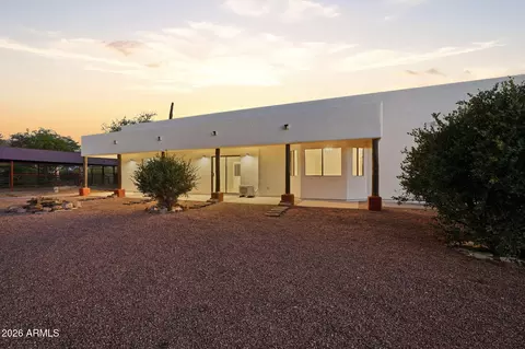 Exterior - 1651 S Prospectors Rd, Apache Junction, AZ 85119 photo 19 of 35