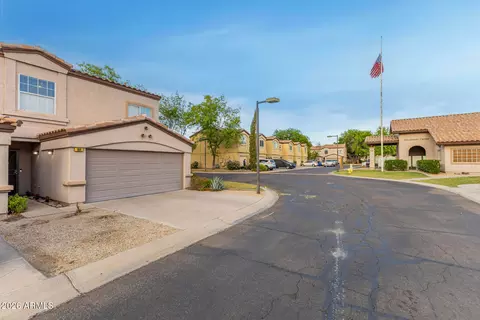 125 S 56th St #104, Mesa, AZ 85206