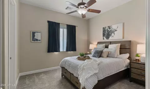 Bedroom - 4052 E Clubview Dr, Gilbert, AZ 85298 photo 3 of 4
