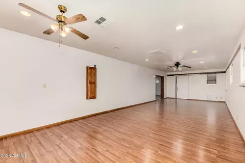 Living - 1178 S Ocotillo Dr, Apache Junction, AZ 85120 photo 5 of 5