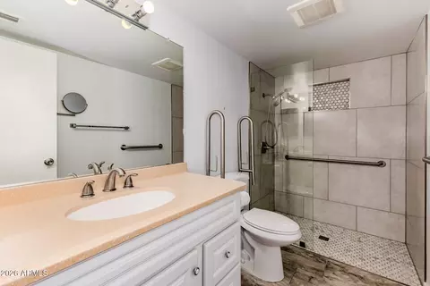 Bath - 1178 S Ocotillo Dr, Apache Junction, AZ 85120 photo 2 of 2