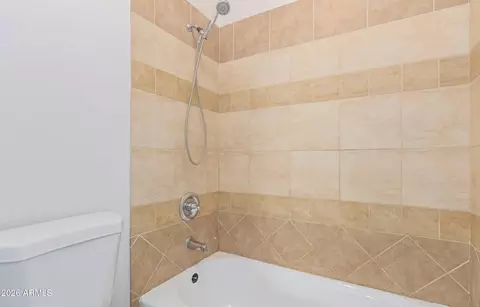 Bath - 4437 E Bluefield Ave, Phoenix, AZ 85032 photo 6 of 8