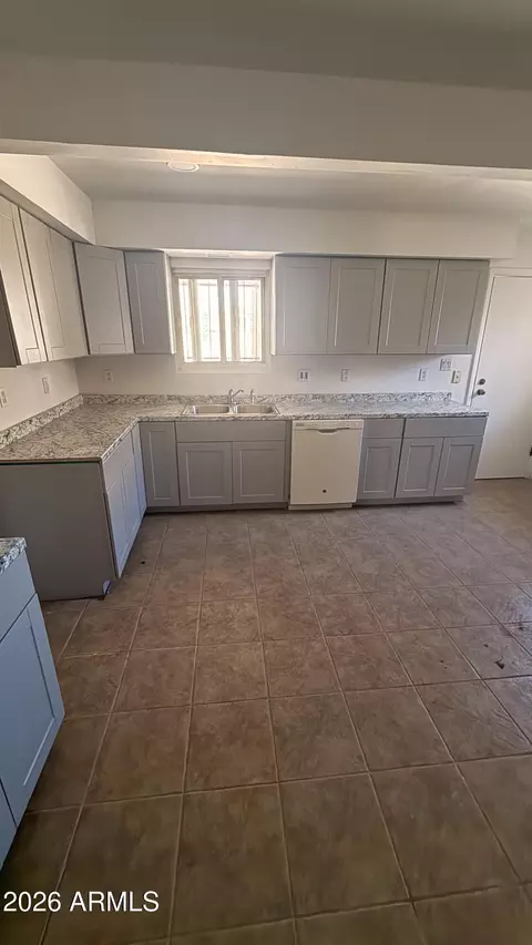 Kitchen - 1008 E Harry St, Tempe, AZ 85288 photo 3 of 3