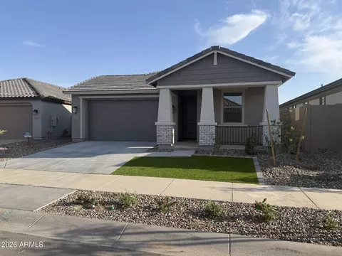 865 W Finch Dr, Queen Creek, AZ 85140