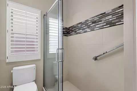 Bath - 6309 N 4th Dr, Phoenix, AZ 85013 photo 7 of 7
