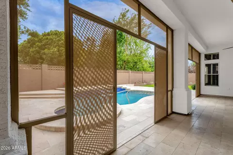 Exterior - 6309 N 4th Dr, Phoenix, AZ 85013 photo 3 of 10