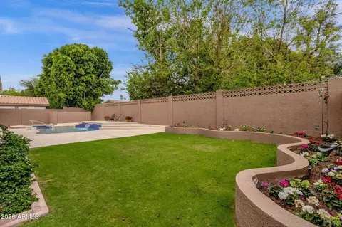 Exterior - 6309 N 4th Dr, Phoenix, AZ 85013 photo 8 of 10