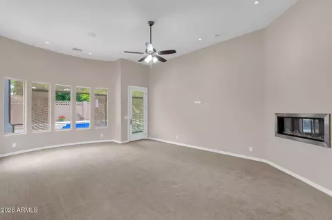 Living - 6309 N 4th Dr, Phoenix, AZ 85013 photo 8 of 8
