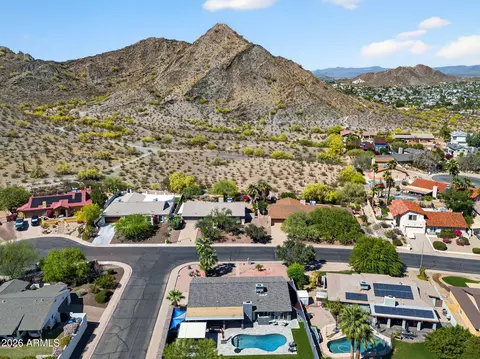 View/Area - 2249 E Mercer Ln, Phoenix, AZ 85028 photo 18 of 19