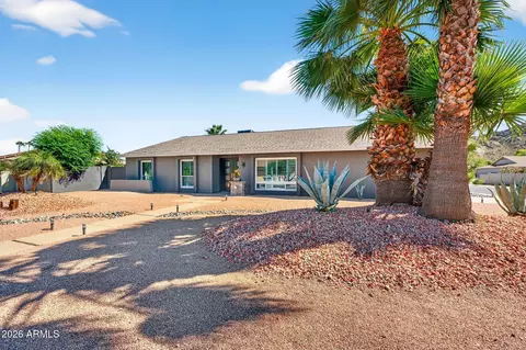 Exterior - 2249 E Mercer Ln, Phoenix, AZ 85028 photo 11 of 12