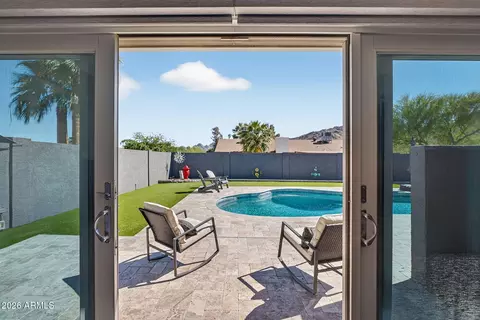 Exterior - 2249 E Mercer Ln, Phoenix, AZ 85028 photo 1 of 12