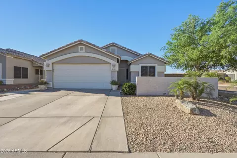 3819 W Chama Dr, Glendale, AZ 85310