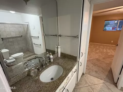 Bath - 5525 E Thomas Rd #A2, Phoenix, AZ 85018 photo 1 of 2
