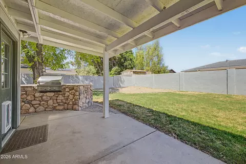 Exterior - 1324 E Hale St, Mesa, AZ 85203 photo 14 of 15