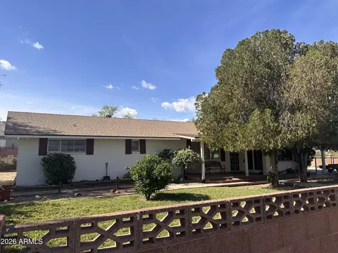 2821 W Elliot Rd, Laveen, AZ 85339