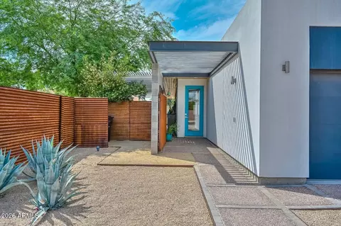Exterior - 2109 E Virginia Ave, Phoenix, AZ 85006 photo 7 of 8