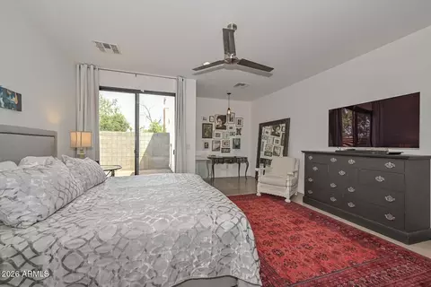 Bedroom - 2109 E Virginia Ave, Phoenix, AZ 85006 photo 2 of 6