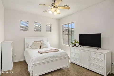 Bedroom - 3980 E Robin Ln, Phoenix, AZ 85050 photo 2 of 3