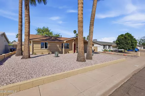 Exterior - 3620 E Ludlow Dr, Phoenix, AZ 85032 photo 2 of 6