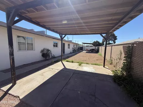 3516 W Grant St, Phoenix, AZ 85009 photo 2