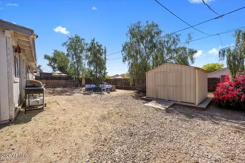 Exterior - 1011 W 5th Ave, Apache Junction, AZ 85120 photo 3 of 6