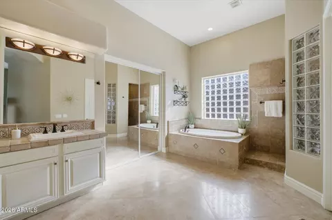 Bath - 4312 W Range Mule Dr, Phoenix, AZ 85083 photo 1 of 4