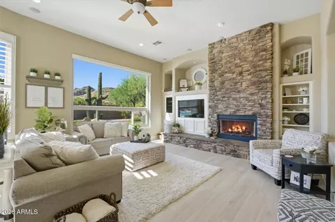 Living - 4312 W Range Mule Dr, Phoenix, AZ 85083 photo 3 of 4