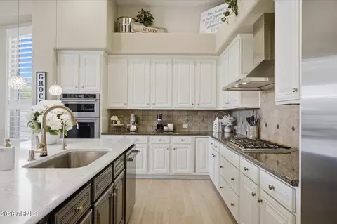 Kitchen - 4312 W Range Mule Dr, Phoenix, AZ 85083 photo 4 of 5