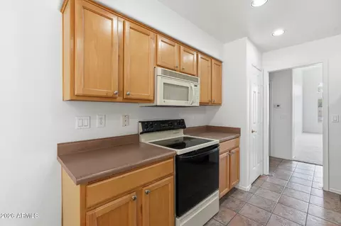 Kitchen - 9729 E Jan Ave, Mesa, AZ 85209 photo 3 of 5